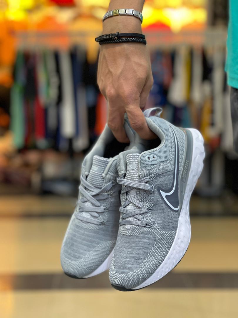 کتونی nike infinity run fk زنانه و مردانه کد 901345